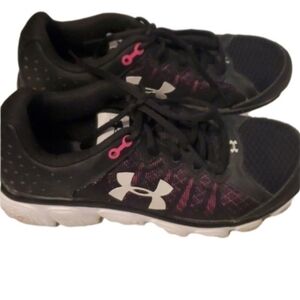 Under Armour sneakers Assert 6 shoe size 6.5 black pink white gray sneakers
